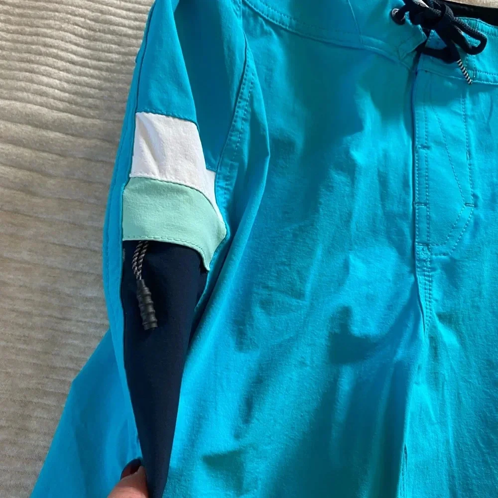 Volcom Boys Board Shorts Swim Suit Pockets Solid Blue size 20 NEW